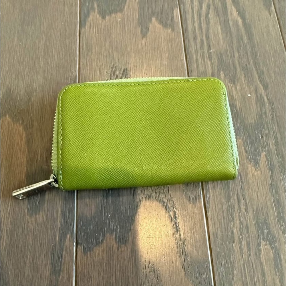 Banana Republic Green Leather Wallet